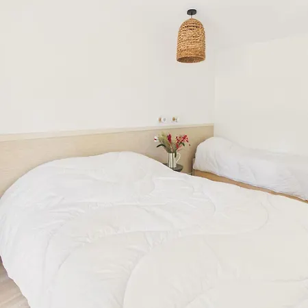 La Planche Malibu - Pour 4 - Piscine Commune Appartement